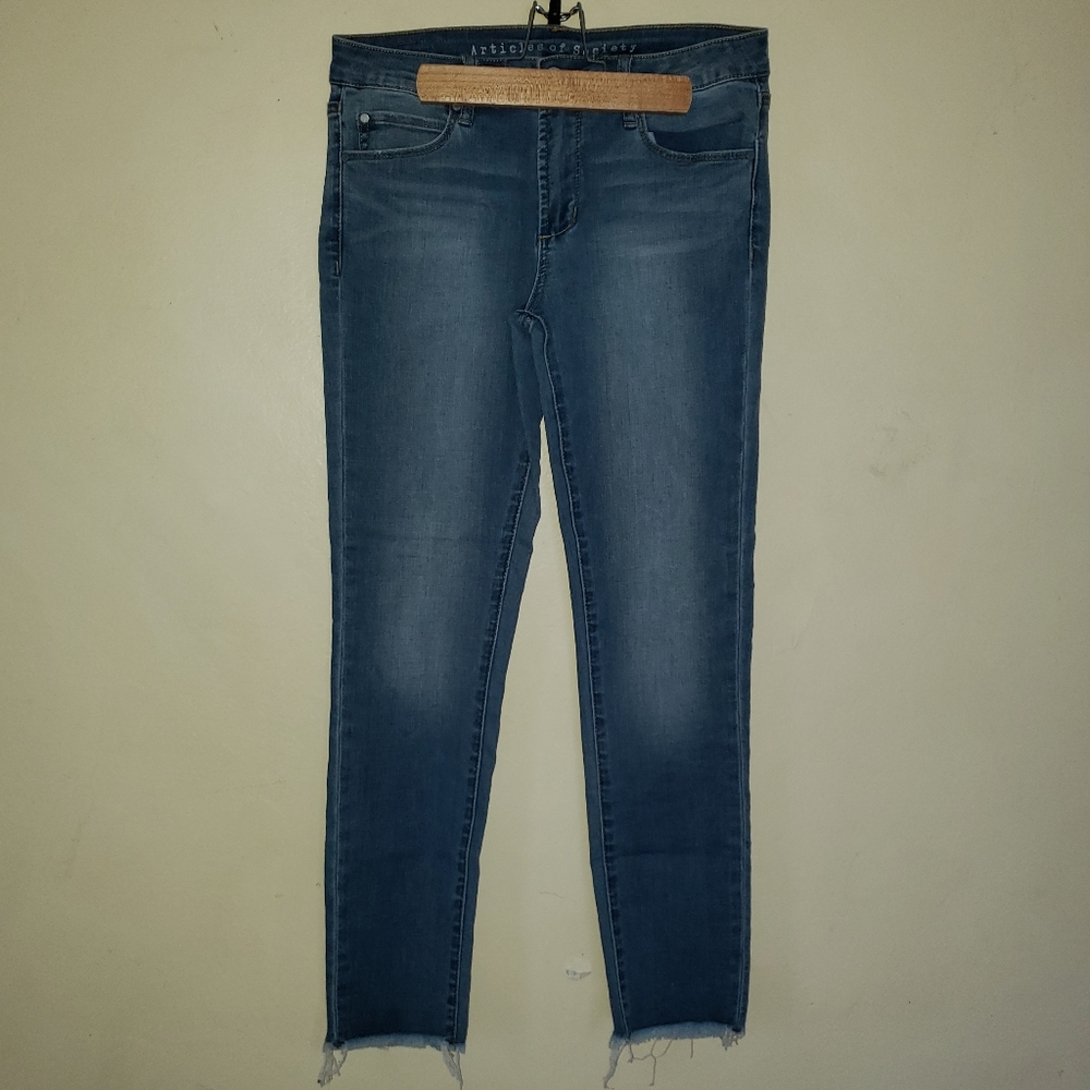 ARTICLES OF SOCIETY raw hem Jean's.